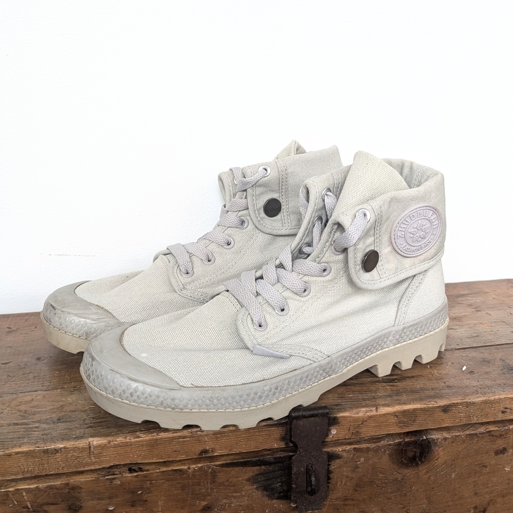 2/15$ Fake Palladium Women's Lace Up Boots - Beige Size 9